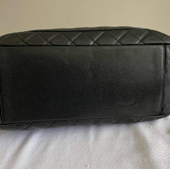 💫SOLD💫Chanel GST GHW ( Black) - Picture 9 of 12